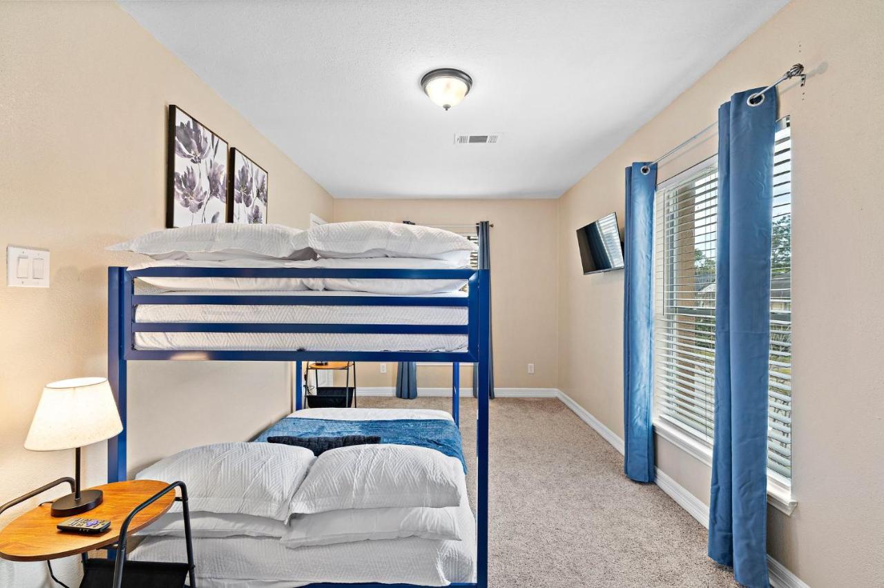 Nr Med Center, Dt, Midtown Game Room Sleep 16 Хьюстон Экстерьер фото